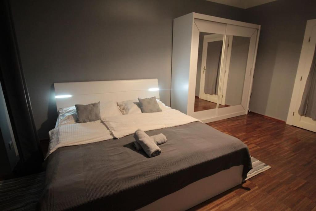 2 Bedrooms Close Vysehrad - Congress Centrum Прага Экстерьер фото